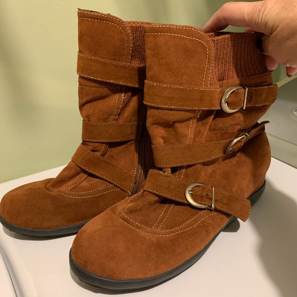 Ankle Boot Slip On - Picture 2 of 15